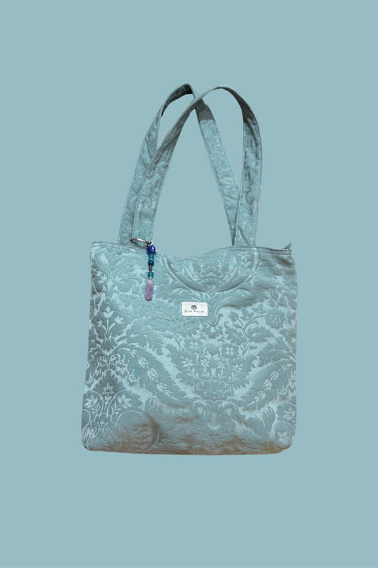 Tote Ura