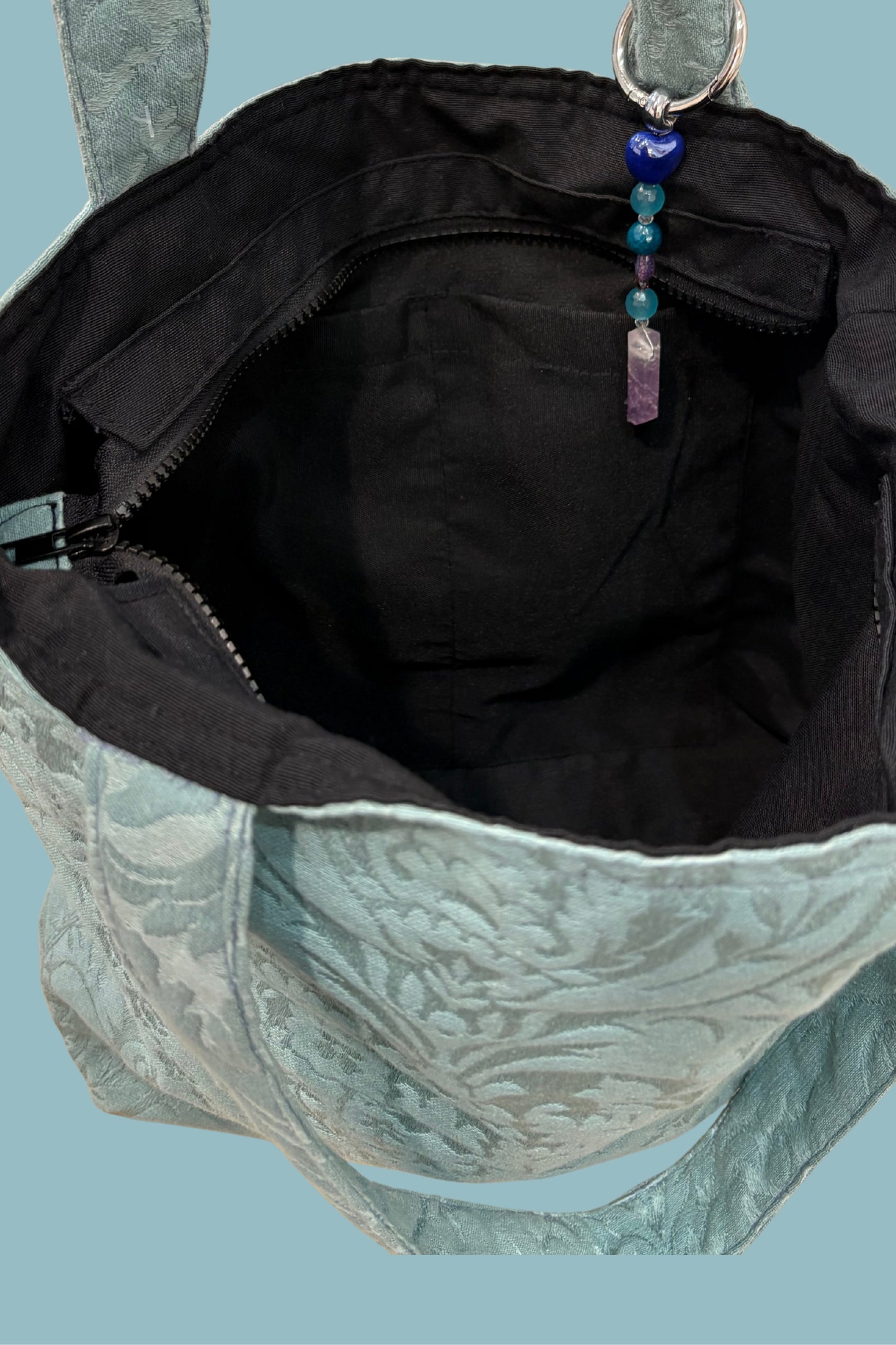 Tote Ura