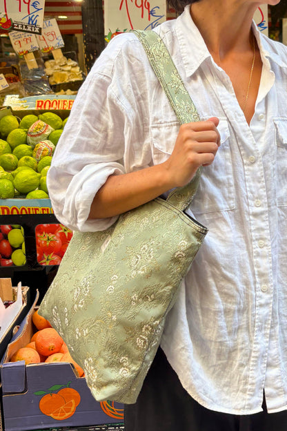 Tote Alicia