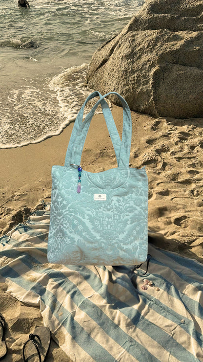 Tote Ura